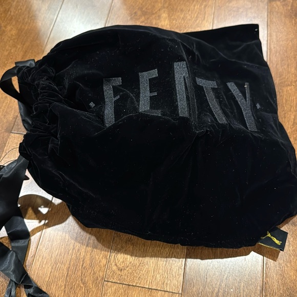 Puma sneakers - Picture 4 of 4